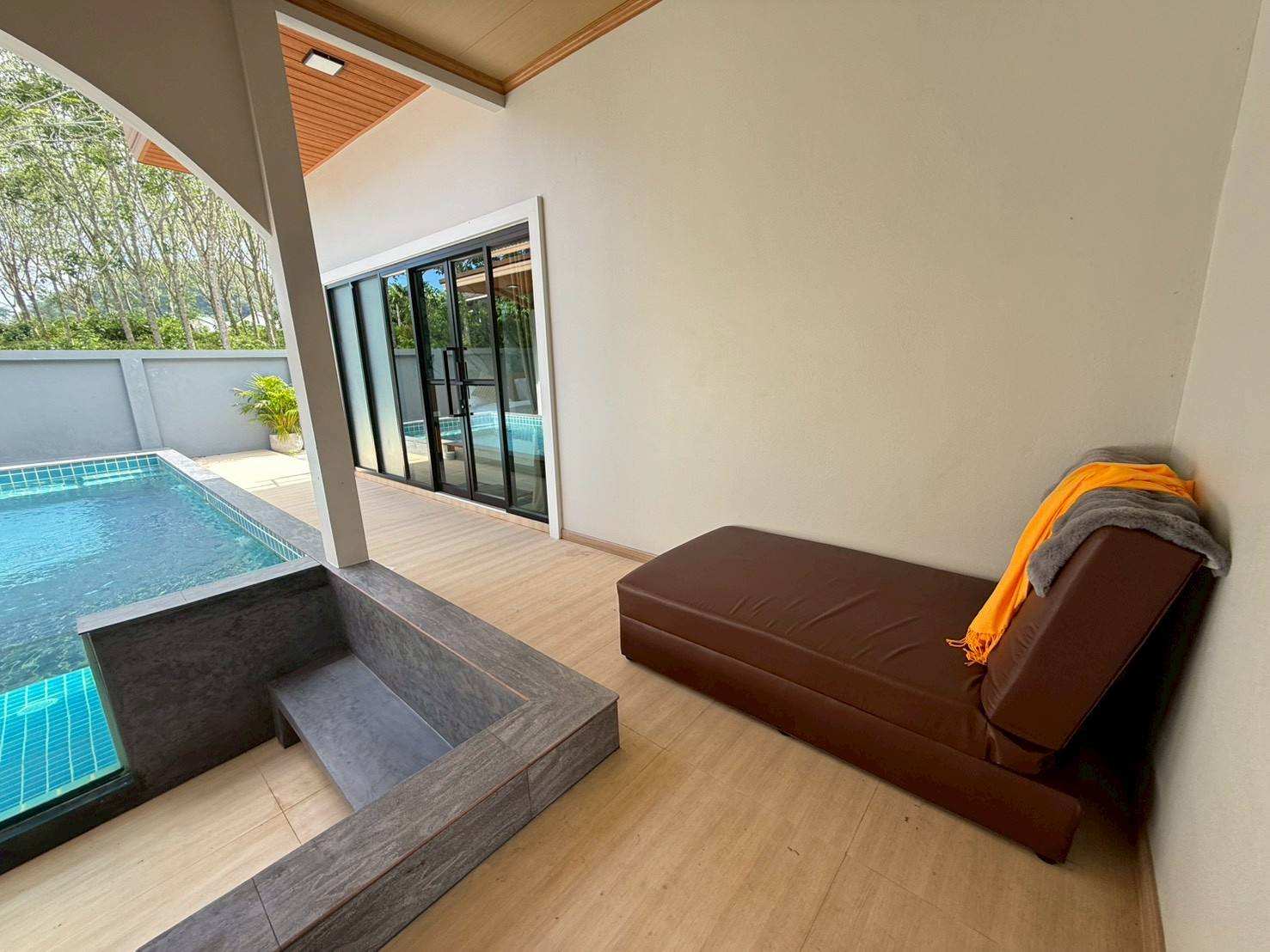 LINE_ALBUM_Qlity pool villa 6.9MB_260529_5
