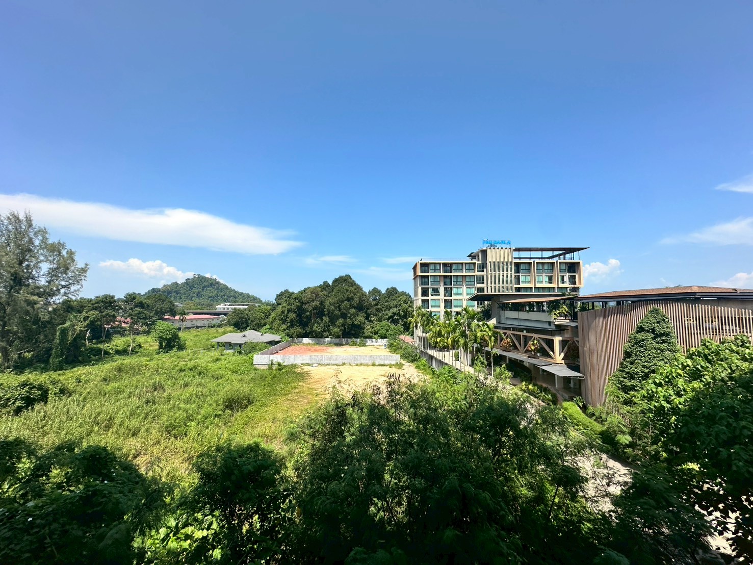 LINE_ALBUM_Sea condo14_260716_38