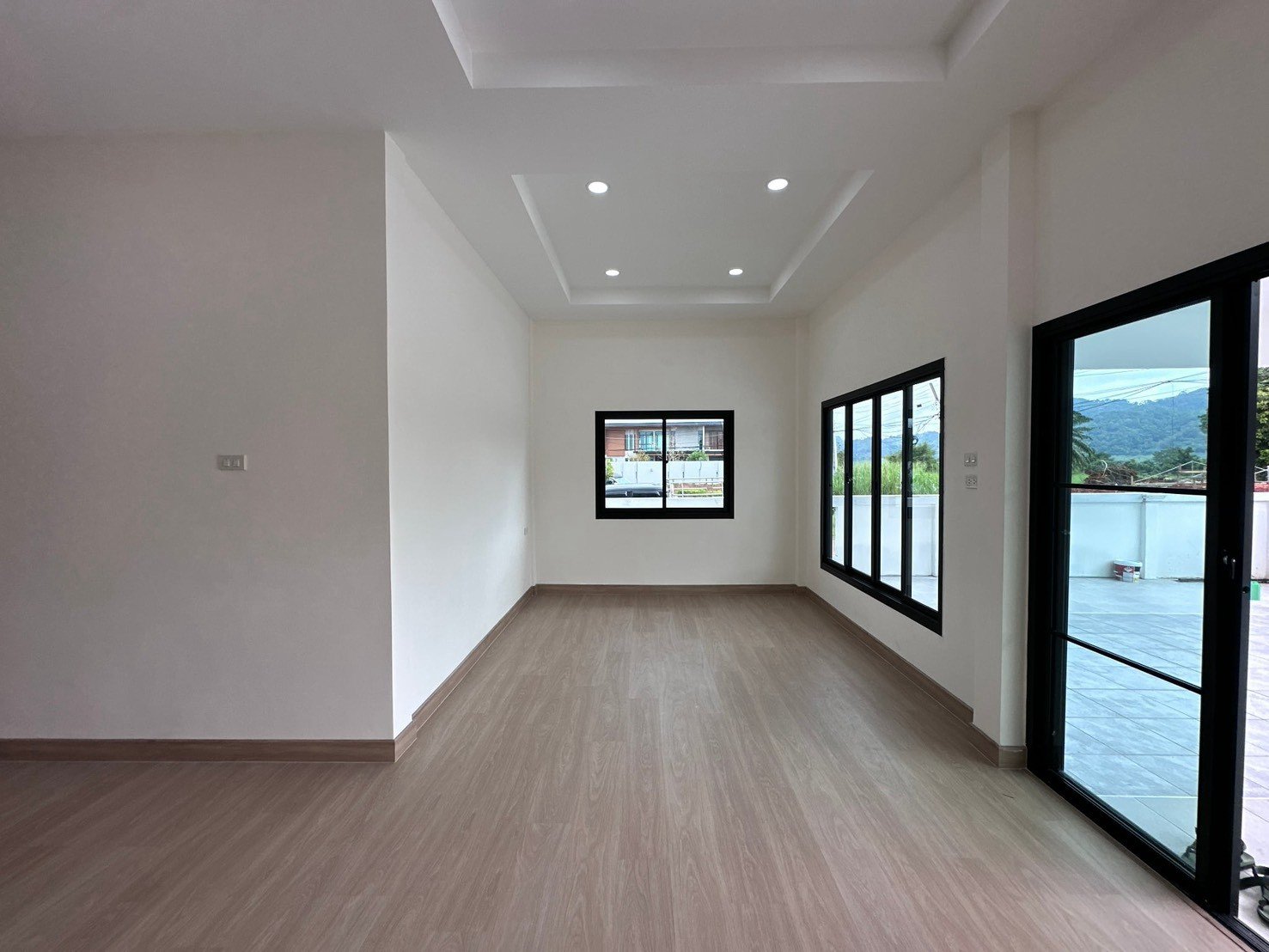 LINE_ALBUM_Single-Storey Corner House for Sale in Krabi Town_260918_15