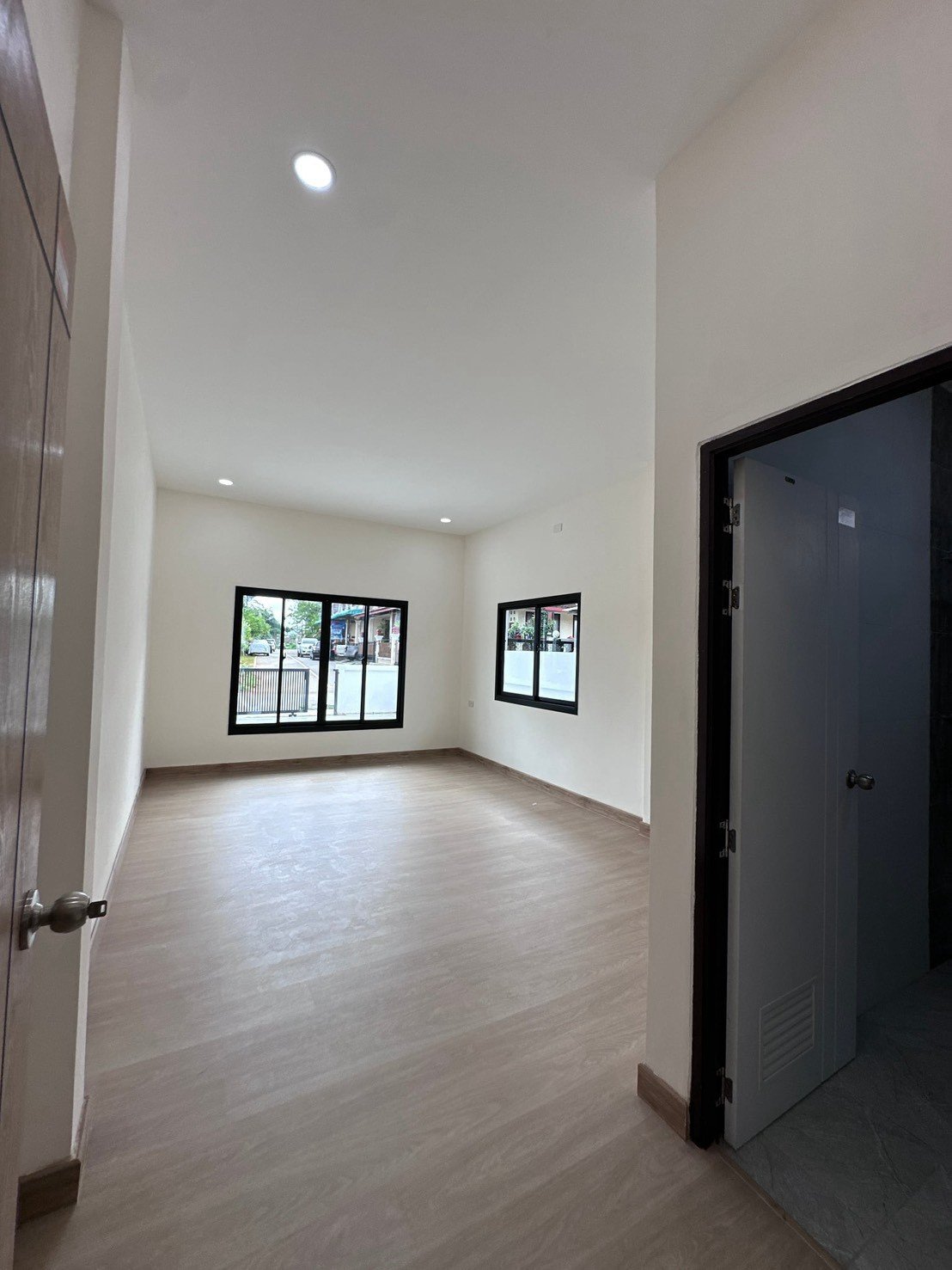 LINE_ALBUM_Single-Storey Corner House for Sale in Krabi Town_260918_9