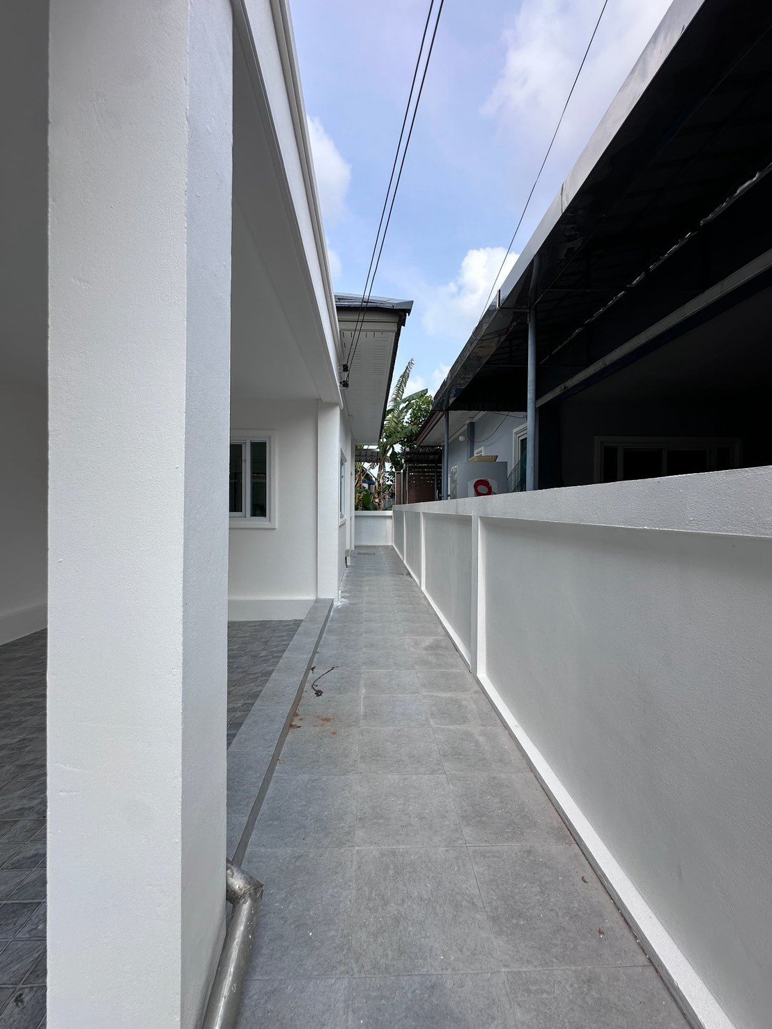 LINE_ALBUM_Urgent Sale! Corner single-storey house Krabi town_260918_10