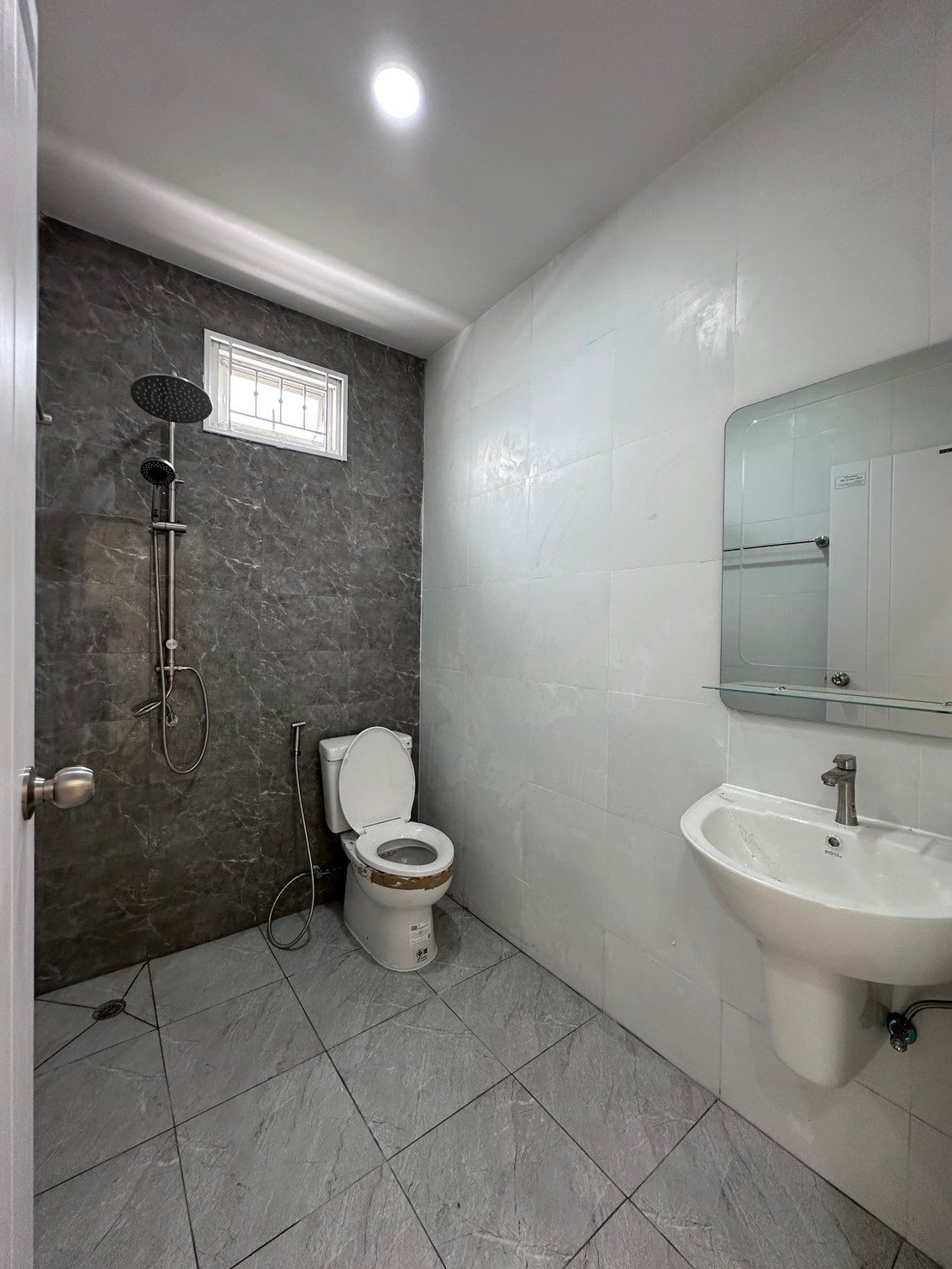 LINE_ALBUM_Urgent Sale! Corner single-storey house Krabi town_260918_18
