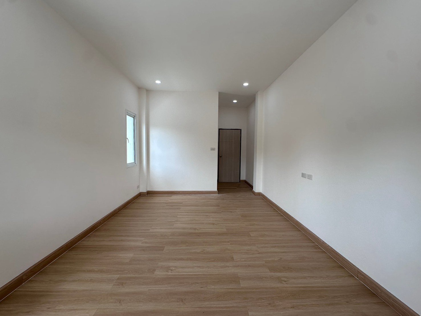 LINE_ALBUM_Urgent Sale! Corner single-storey house Krabi town_260918_19