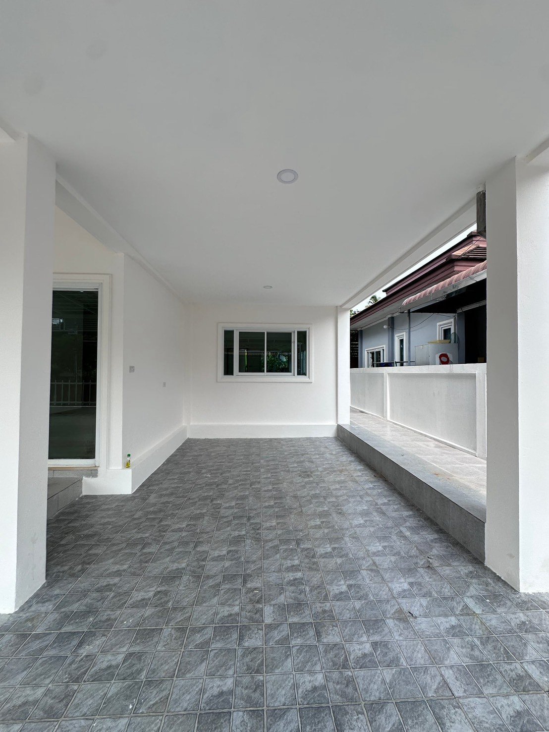 LINE_ALBUM_Urgent Sale! Corner single-storey house Krabi town_260918_9