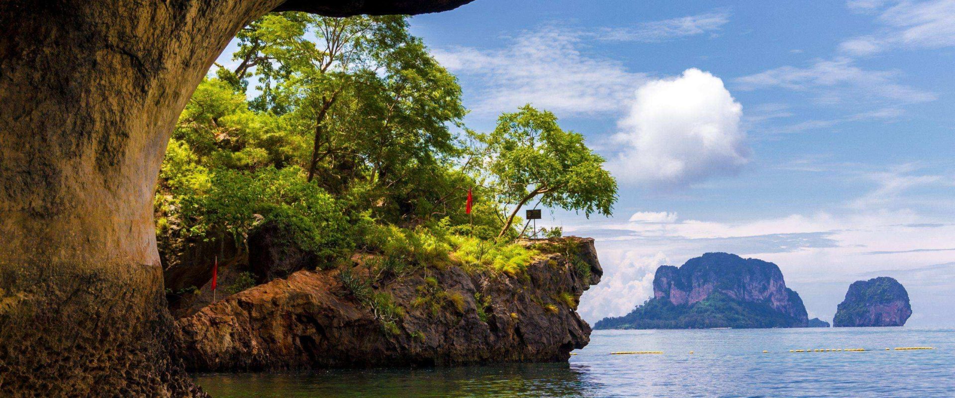 Phra Nang Beach, one of the best beaches in Krabi, with limestone cliffs and turquoise water