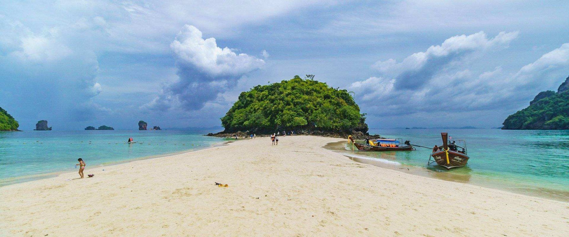 Tup Island sandbar near Krabi, a highlight of the best time to visit Krabi